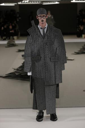 ボタン1,000個超え、凄まじい手仕事で魅せるトム ブラウン ニューヨーク【2017-18秋冬メンズ】