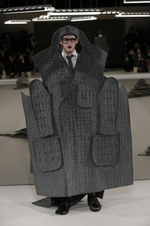 ボタン1,000個超え、凄まじい手仕事で魅せるトム ブラウン ニューヨーク【2017-18秋冬メンズ】