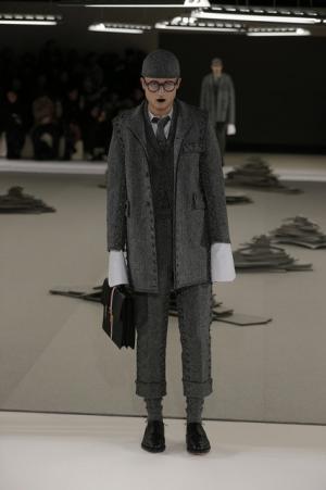 ボタン1,000個超え、凄まじい手仕事で魅せるトム ブラウン ニューヨーク【2017-18秋冬メンズ】