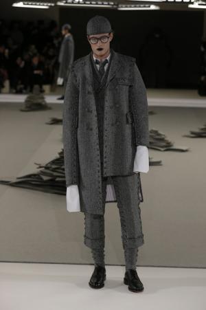 ボタン1,000個超え、凄まじい手仕事で魅せるトム ブラウン ニューヨーク【2017-18秋冬メンズ】