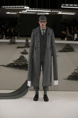 ボタン1,000個超え、凄まじい手仕事で魅せるトム ブラウン ニューヨーク【2017-18秋冬メンズ】