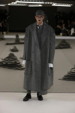 ボタン1,000個超え、凄まじい手仕事で魅せるトム ブラウン ニューヨーク【2017-18秋冬メンズ】