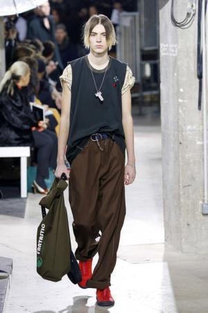 仕立ての足し引きに宿る美しさこそがランバンらしさ【2017-18秋冬メンズ】