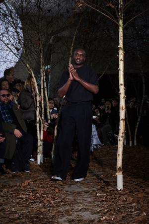 オフ-ホワイト c/o ヴァージル アブローが生むカルチャーや国境のボーダーのうねり【2017-18秋冬メンズ】