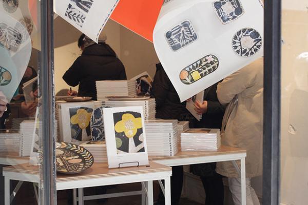 鹿児島睦の作品を一冊にまとめた『Makoto Kagoshima Ceramics』が森岡書店銀座店で発売