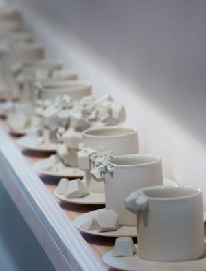 メルシーバイヤーが手掛けたパリで注目のストア「アンプラント」。フランスの工芸作品を集め、アートがある日常を提案