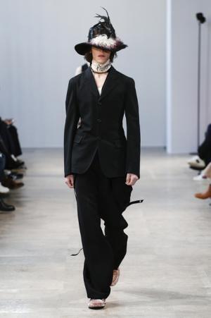 アン ドゥムルメステールが紡ぐロマンティックな未来【2017-18秋冬メンズ】