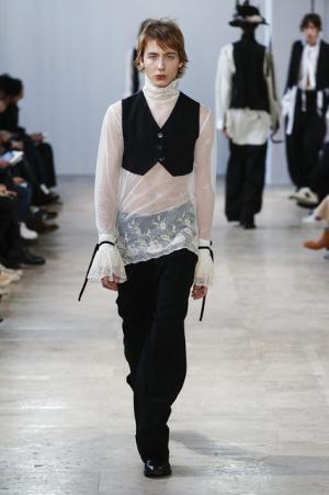 アン ドゥムルメステールが紡ぐロマンティックな未来【2017-18秋冬メンズ】