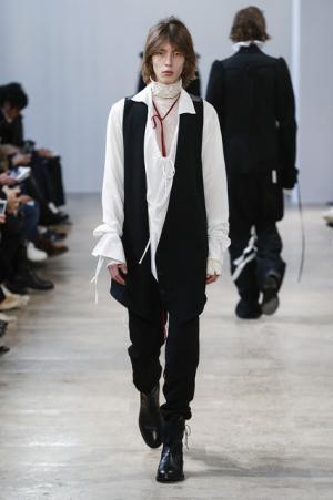 アン ドゥムルメステールが紡ぐロマンティックな未来【2017-18秋冬メンズ】