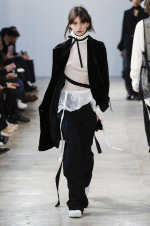 アン ドゥムルメステールが紡ぐロマンティックな未来【2017-18秋冬メンズ】