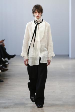 アン ドゥムルメステールが紡ぐロマンティックな未来【2017-18秋冬メンズ】