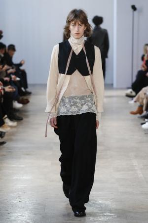 アン ドゥムルメステールが紡ぐロマンティックな未来【2017-18秋冬メンズ】