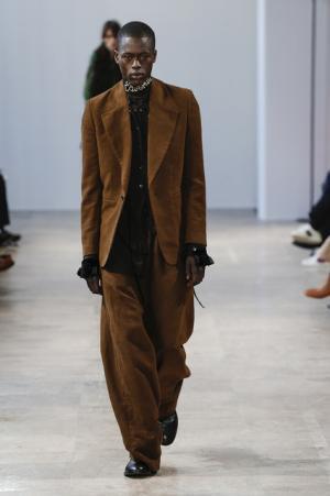 アン ドゥムルメステールが紡ぐロマンティックな未来【2017-18秋冬メンズ】