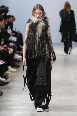 アン ドゥムルメステールが紡ぐロマンティックな未来【2017-18秋冬メンズ】