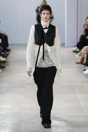 アン ドゥムルメステールが紡ぐロマンティックな未来【2017-18秋冬メンズ】