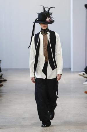 アン ドゥムルメステールが紡ぐロマンティックな未来【2017-18秋冬メンズ】