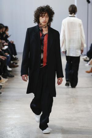 アン ドゥムルメステールが紡ぐロマンティックな未来【2017-18秋冬メンズ】