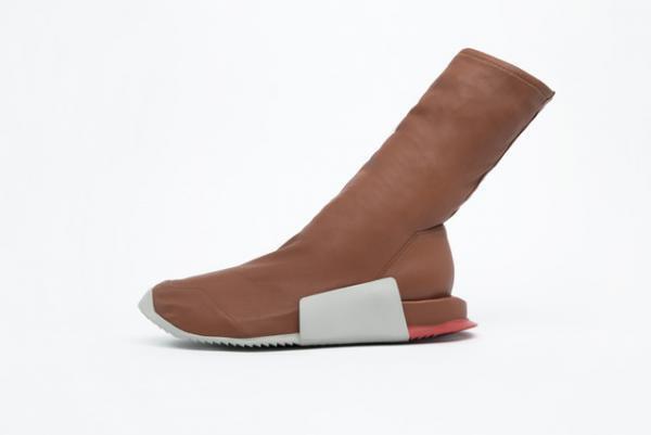 アディダス バイ リック・オウエンス「リック・オウエンス ランナー」をベースにした新作2モデルが登場