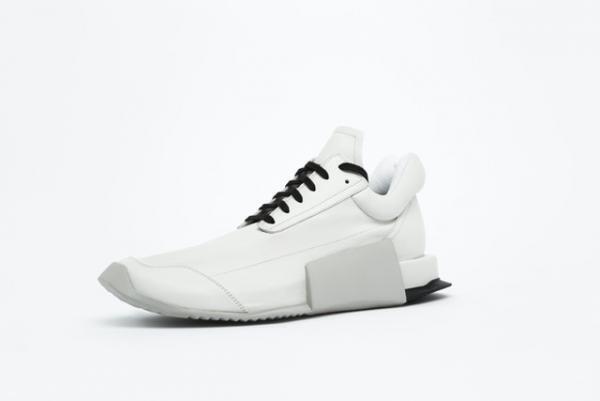アディダス バイ リック・オウエンス「リック・オウエンス ランナー」をベースにした新作2モデルが登場