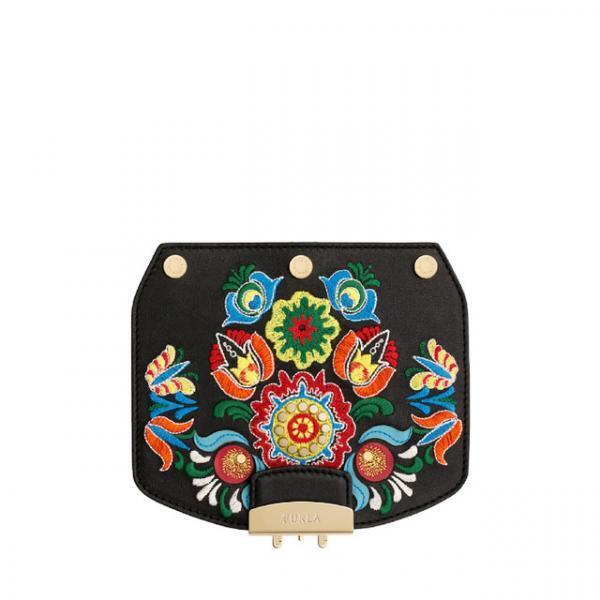 フルラの春夏新作、オリエンタルな「メトロポリス」フラップやバケツ型バッグ「ヴィットリア」など