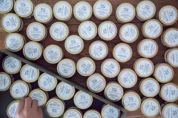 “香りをインテリアの一部に”、千葉発オールハンドメイドのルームフレグランスブランドが原宿NLMでポップアップ
