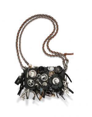 コーチがエルヴィス・プレスリーをオマージュした新作コレクションを発売！コーチ表参道もエルヴィス一色に