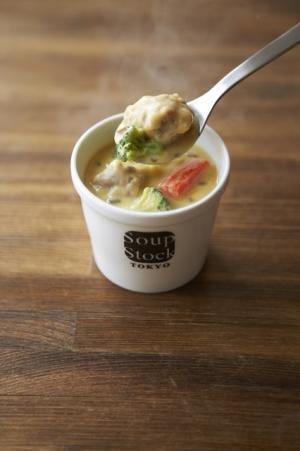 上空3万5,000ftの新作スープ！スープ ストックトーキョーの特製シチューがJAL国際線の機内食に登場