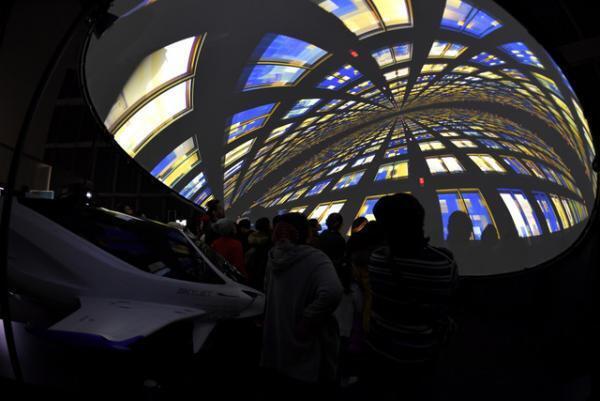 “使える”テクノロジーアートの祭典、デートスポットしても“使える”MAT2017開幕