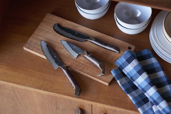 鳥取のセレクトショップが新宿伊勢丹に！器や絣など、“鳥取の手しごと”を伝える「イロトリドリ トットリ」【暮らしの雑貨編】