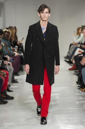 ラフ・シモンズによる初のカルバン・クラインはアメリカとメゾンへの賛辞【2017年秋コレクション】