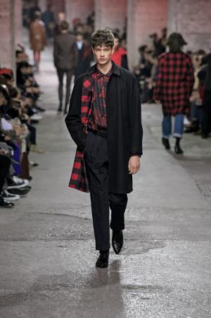 ドリス ヴァン ノッテン、過去が再燃。そして未来へ【2017-18秋冬メンズ】