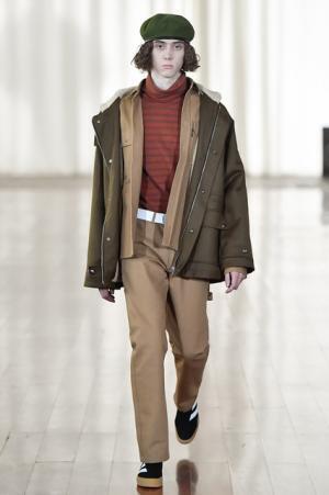 【ルック】ゴーシャ ラブチンスキー2017-18秋冬コレクション