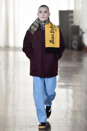 【ルック】ゴーシャ ラブチンスキー2017-18秋冬コレクション