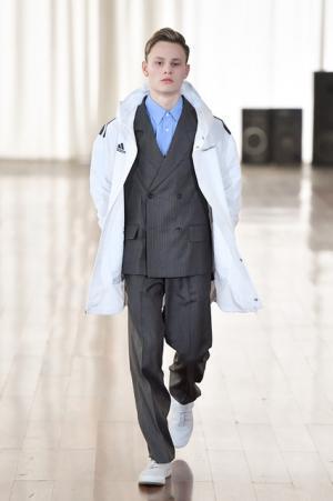 【ルック】ゴーシャ ラブチンスキー2017-18秋冬コレクション