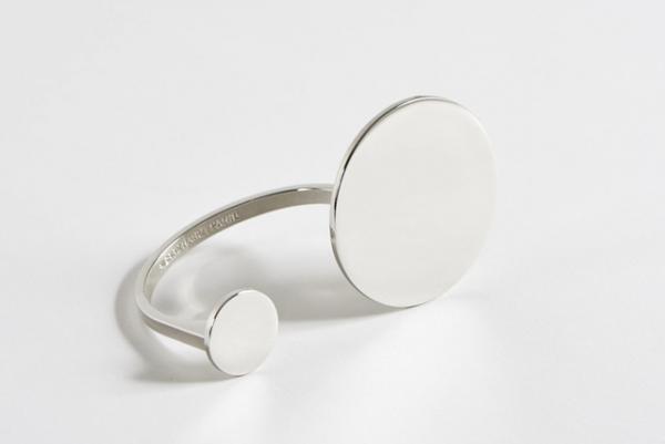 ピエール アルディからペニーコインモチーフの新作アクセサリー登場