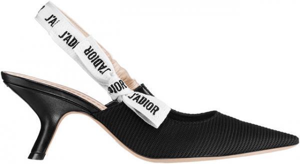 マリア・グラツィア・キウリにとってのディオールデビューコレクションよりアクセサリー「J'ADIOR」発売