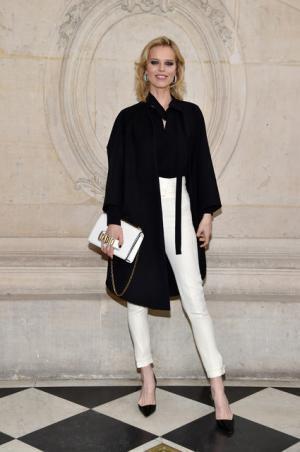 マリア・グラツィア・キウリにとってのディオールデビューコレクションよりアクセサリー「J'ADIOR」発売