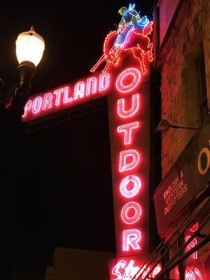 ミュウミュウのショートフィルムプロジェクト、クロエ・セヴィニーが手掛けた最新作『Carmen』を公開