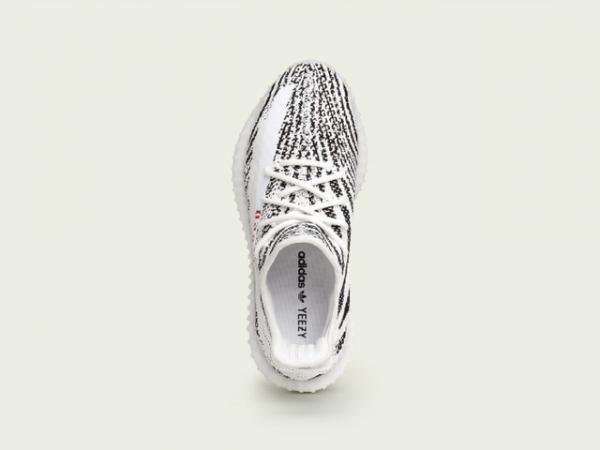 アディダスとカニエ・ウエスト「YEEZY BOOST 350 V2」に店舗限定の新色モデル登場