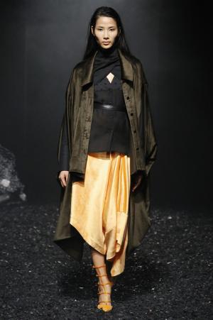 メイ首相も着用した、ロンドン新進デザイナーデュオのパルマー・ハーディング【2017-18秋冬ウィメンズ】