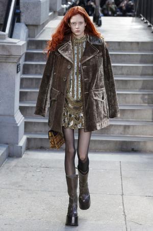 【ルック】マークジェイコブス2017-18秋冬ウィメンズコレクション