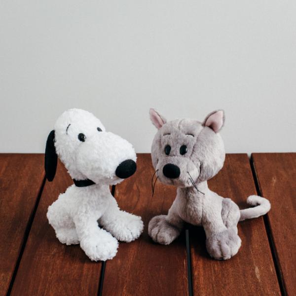 スヌーピーミュージアム開館1周年記念にピーナッツの仲間たちが大集合！