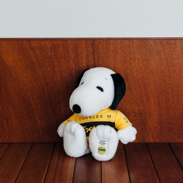 スヌーピーミュージアム開館1周年記念にピーナッツの仲間たちが大集合！