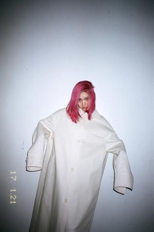 ファッション誌『FREE MAGAZINE』×三越伊勢丹のポップアップで気鋭ブランドの“ユニフォーム”を展開