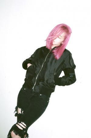 ファッション誌『FREE MAGAZINE』×三越伊勢丹のポップアップで気鋭ブランドの“ユニフォーム”を展開