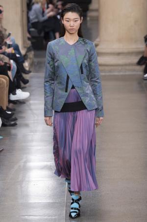 クリストファー・ケインと行く、宇宙への旅【2017-18秋冬ウィメンズ】