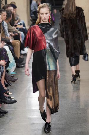 クリストファー・ケインと行く、宇宙への旅【2017-18秋冬ウィメンズ】