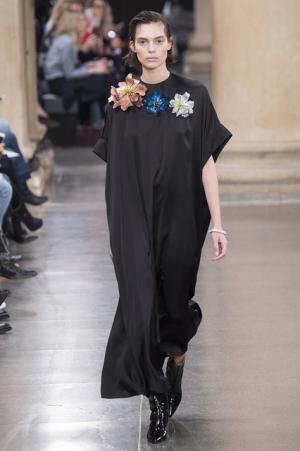 クリストファー・ケインと行く、宇宙への旅【2017-18秋冬ウィメンズ】