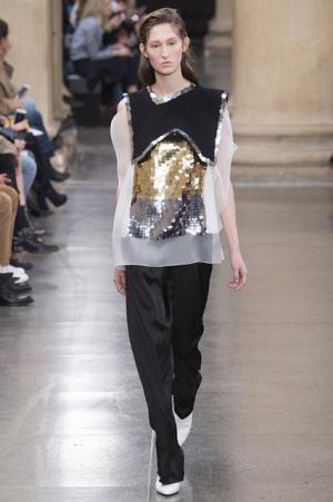 クリストファー・ケインと行く、宇宙への旅【2017-18秋冬ウィメンズ】