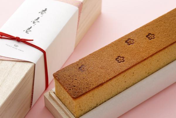 ほんのり桜色に色づくスイーツ＆ブレッドで春を感じる。パレスホテル東京の季節限定メニュー